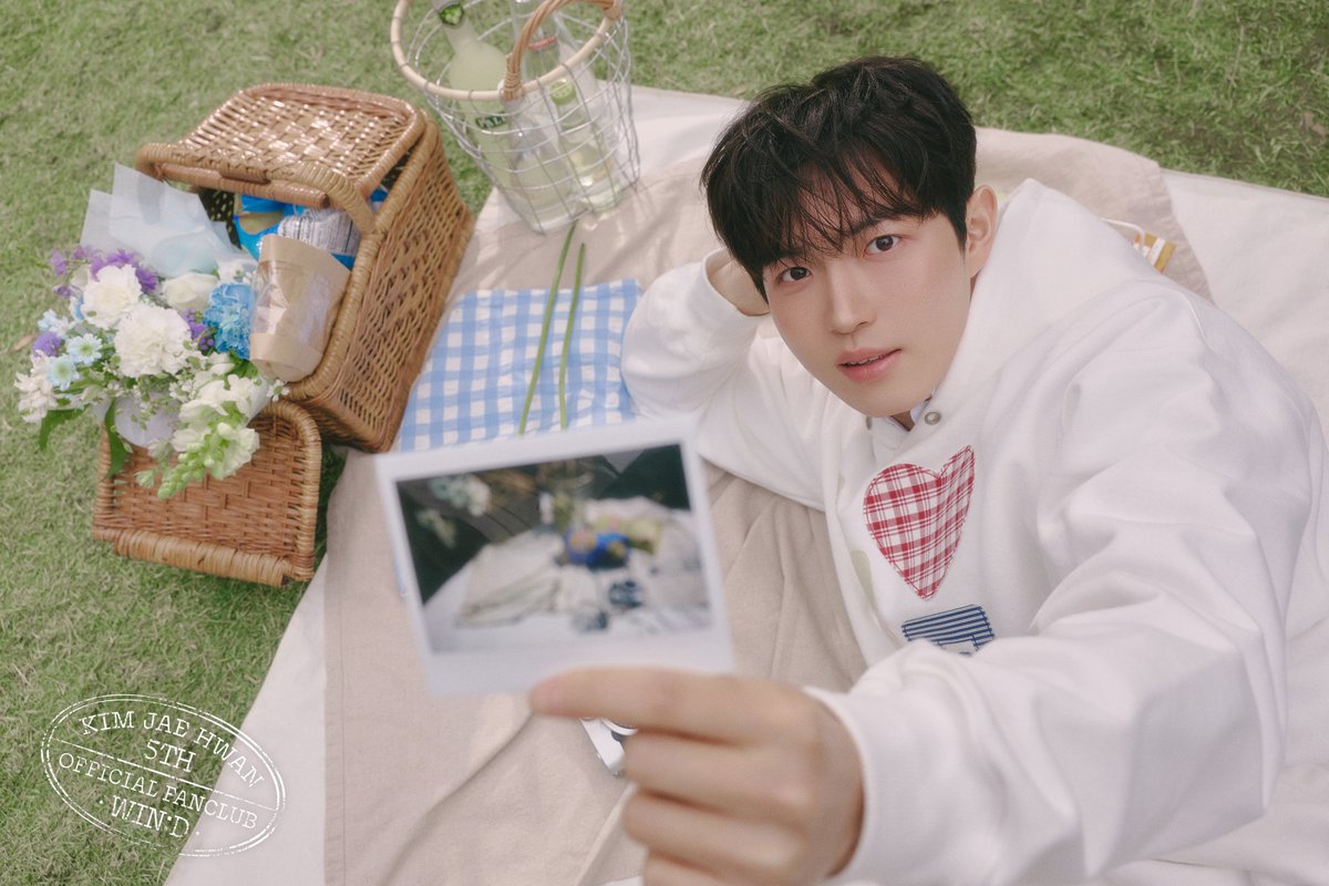 𝐊𝐈𝐌 𝐉𝐀𝐄 𝐇𝐖𝐀𝐍 𝟓𝐭𝐡 𝐎𝐟𝐟𝐢𝐜𝐢𝐚𝐥 𝐅𝐚𝐧𝐜𝐥𝐮𝐛 '𝐖𝐈𝐍:𝐃' 

HELLO, MY (     ) | TOGETHER
Concept Photo 📸

📅 ~ 2026.05.22 (FRI) 11:59PM (KST)
📍 artist.mnetplus.world/main/stg/kimja…

#김재환 #KIMJAEHWAN
#윈드 #WIND