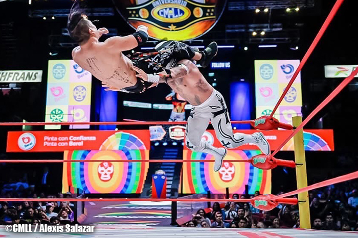 njpw1972's tweet image. 現地時間：5月1日 『CMLLvsMLW』アレナメヒコ大会のメインに、KUSHIDAが“写経”スタイルで登場！ 

MLW世界ミドル級選手権は、激戦の末にテンプラリオに惜敗を喫して王座陥落……！

CMLL大会結果
⇒njpw.co.jp/645197

#CMLL #MLW #NJPW