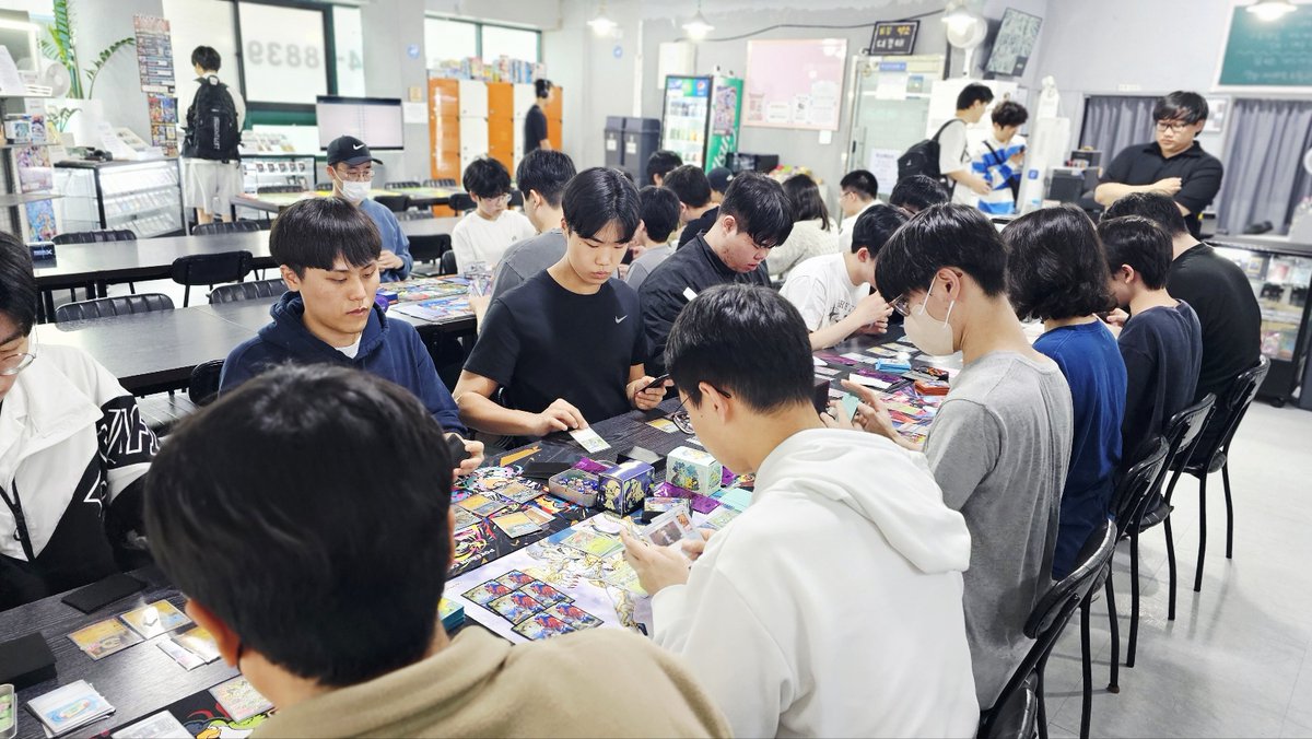 FactoryTCG's tweet photo. [목포 TCG팩토리] 

5월 2일 (토) 포켓몬 카드게임 미니리그 결과!

참가 인원 : 22인

4라운드 8강

1등 김*철님 드래펄트ex덱

2등 양*준님 야도란덱

3등 이*탁님 성호의 메타그로스ex덱

4등 이*준님 메가캥카 개굴닌자ex덱

함께 해주신 분들 모두 수고하셨습니다.

감사합니다. https://t.co/iSkhCbUOpN