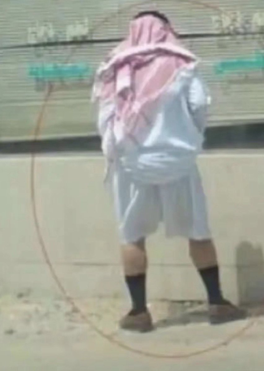 Bu Khalifa tweet media