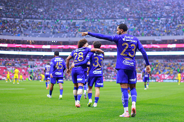 Pumas En La Piel tweet media