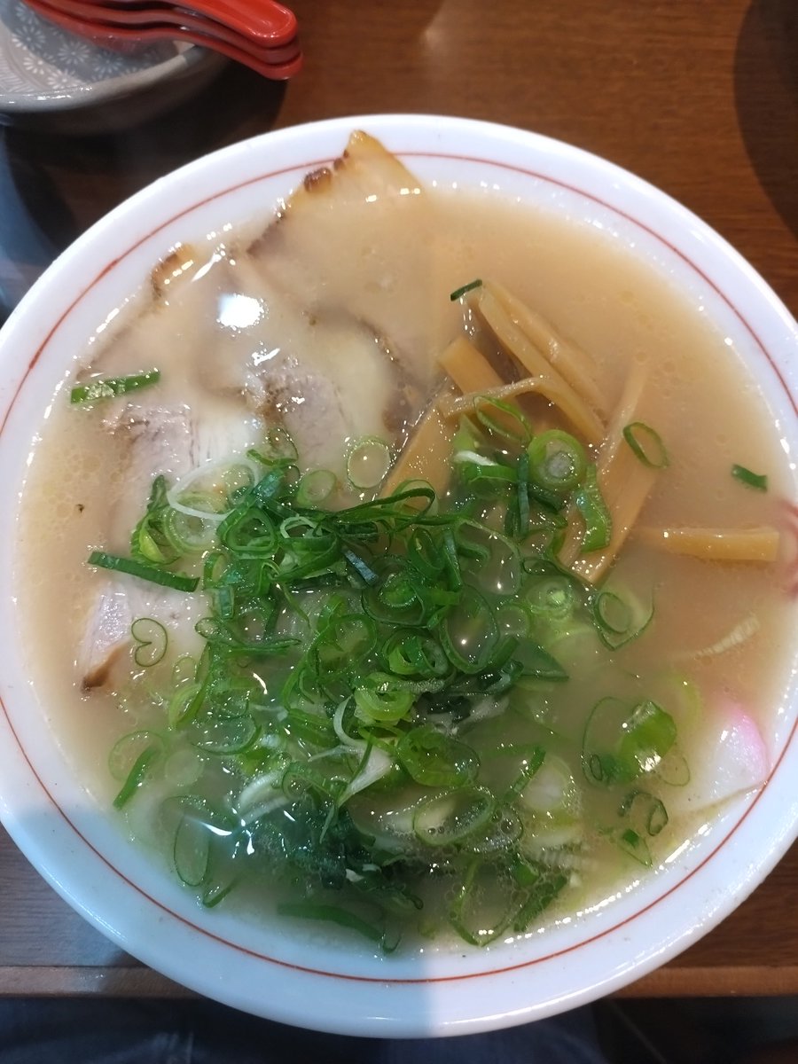 ara_pin's tweet photo. 京一本店
名代中華そば＋あんかけ中華そば＋カレー中華そば
家族三人で三種類の中華そばを。
中華そばは甘めの醤油スープ、あんかけは生姜しっかり、カレーは甘辛でそれぞれ美味しかったです。 https://t.co/nX5UvNdl9X