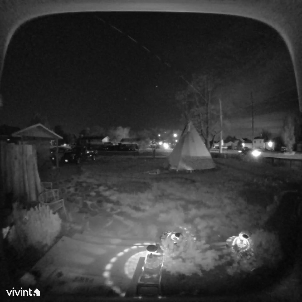 _Cartrr's tweet photo. My doorbell alerted me to this guys wtf do I do https://t.co/uTlqBupeLx