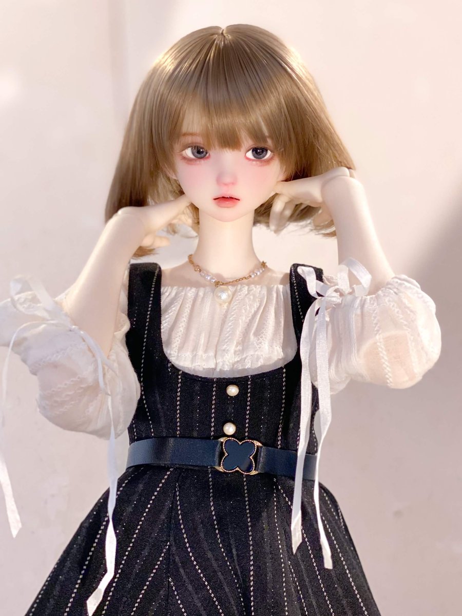 dolktokyo's tweet photo. 【DOLK1F★入荷】
Asleep Eidolon様よりLilanを入荷致しました😉
あどけない表情がたまらない女の子✨
店頭にておすすめコーデを身にまとい展示販売中です🥰
ぜひチェックしてみて下さいね👀 https://t.co/rHgN3fQYcz