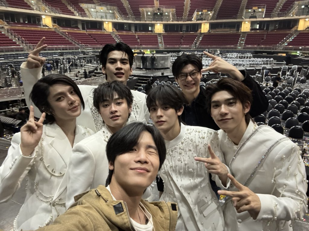 kuromijang ♡⁠ tweet media