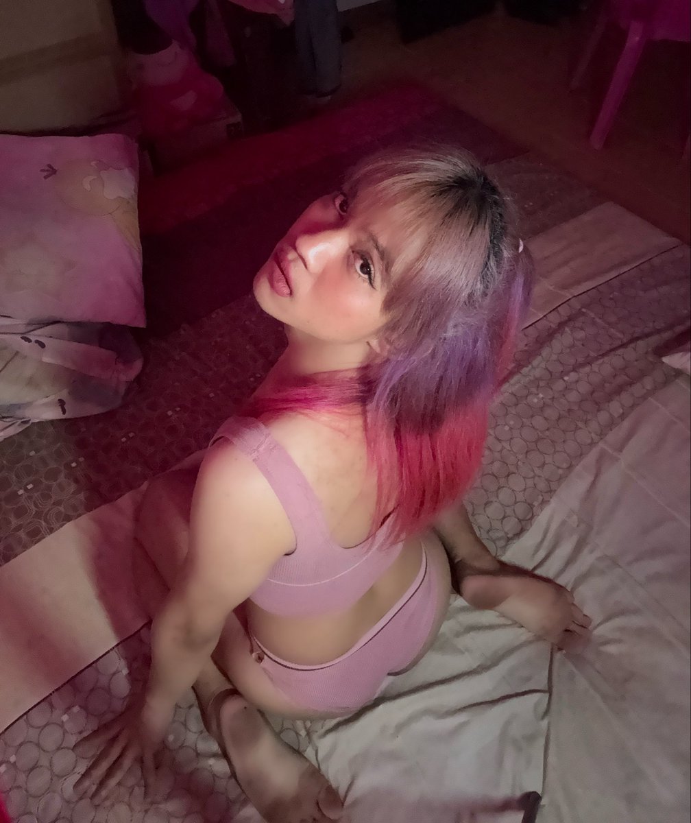 evtispink's tweet photo. ห้องค่ตจารก สงสัยไม่โดนจัดมานาน 🥺 https://t.co/5THTosL97A