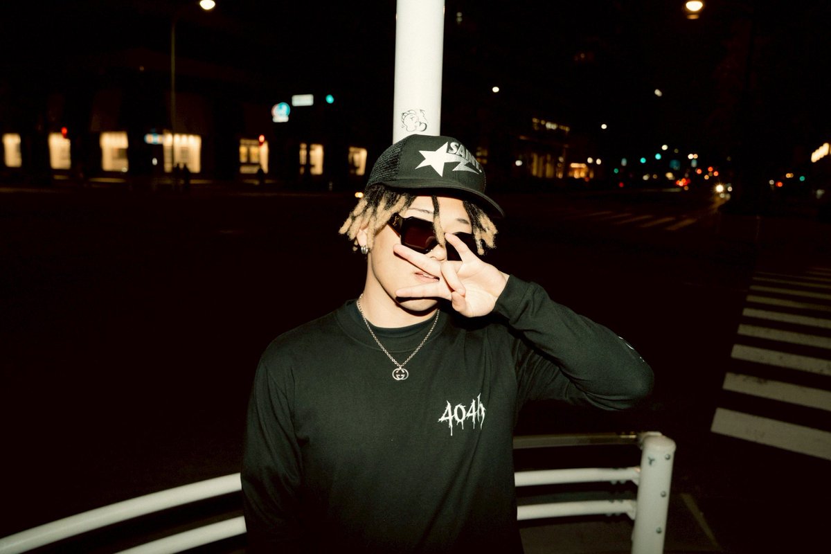 user19936740's tweet photo. swag https://t.co/85aIYIvSpH