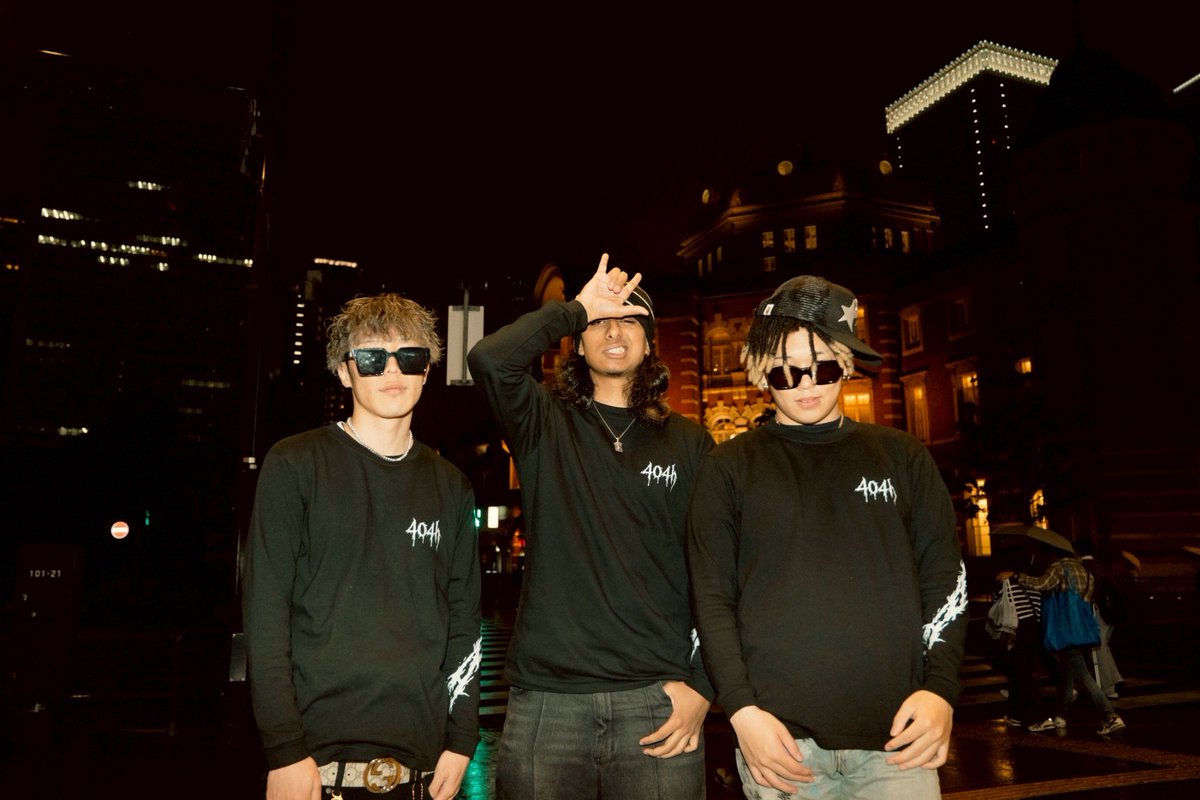 user19936740's tweet photo. swag https://t.co/85aIYIvSpH