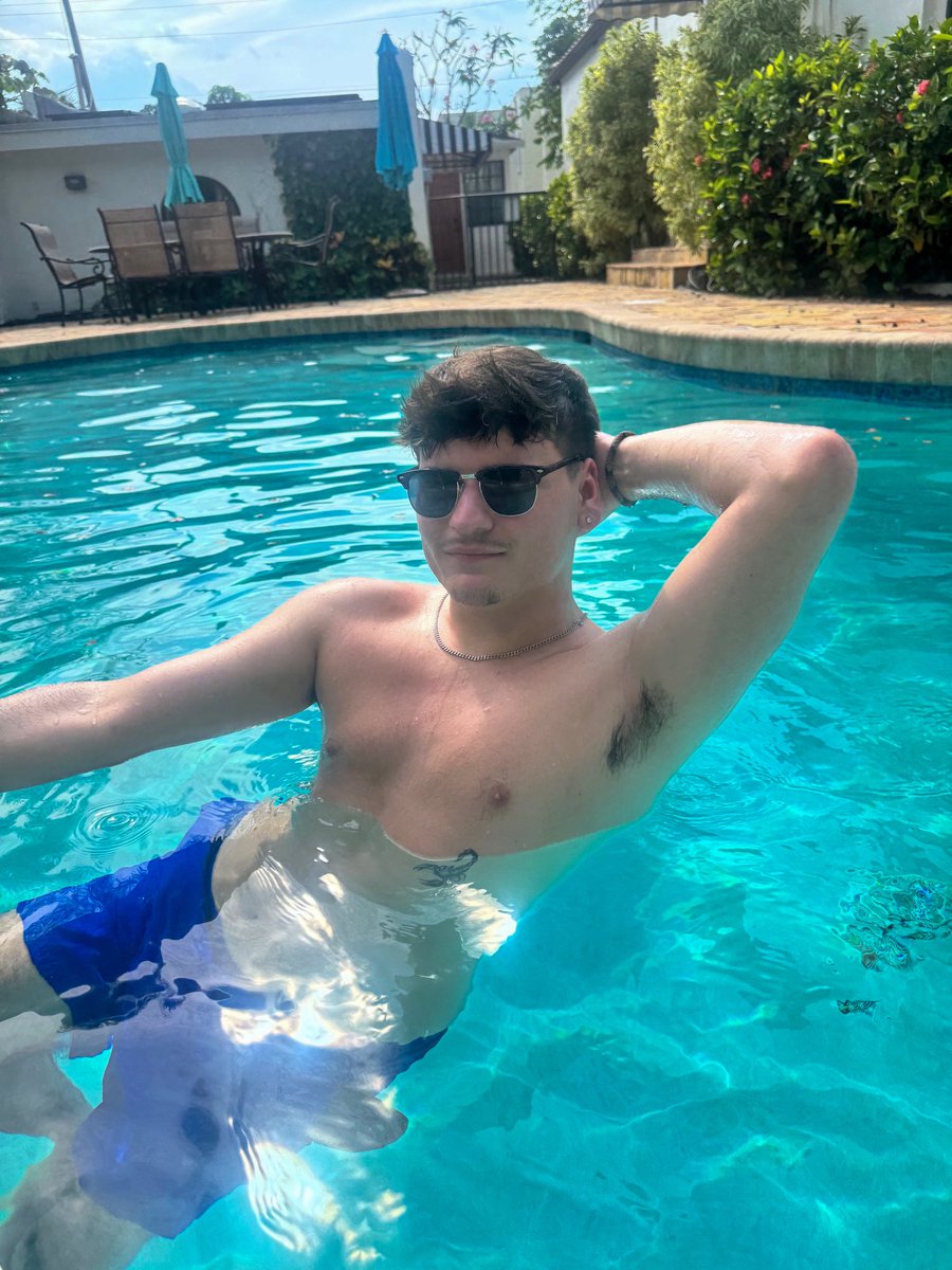 thisdudejordan's tweet photo. 💙💙 https://t.co/HSwNfXxsOx