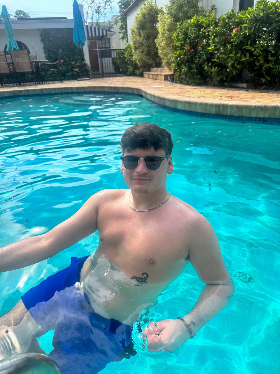 thisdudejordan's tweet photo. 💙💙 https://t.co/HSwNfXxsOx
