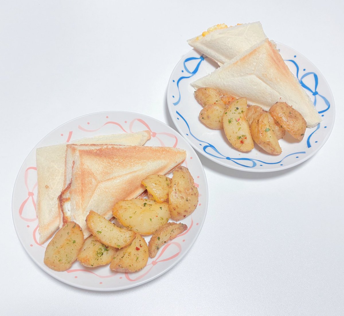 こもれび tweet media