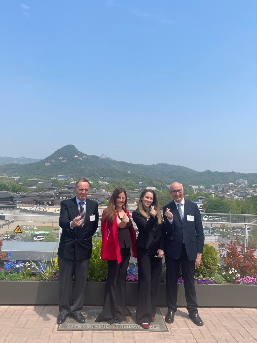 KoreaFoundation's tweet photo. 🌐 ¡Bienvenidos a Corea! | Bem-vindos à Coreia 🇰🇷

The KF invites distinguished guests to Korea to help expand the foundation for international cooperation. This week’s program welcomed distinguished guests from Brazil, Ecuador, and Portugal.
From April 26 to May 2, the KF hosted distinguished guests from these three countries for a week-long program featuring visits to relevant government institutions, insights into Korea’s development experience at the Global Knowledge Exchange & Development Center, and cultural experiences across Korea. 🤝
The visit offered a valuable opportunity to deepen mutual understanding and explore avenues for future cooperation.
#KoreaFoundation #PublicDiplomacy #GlobalSouth #KF
