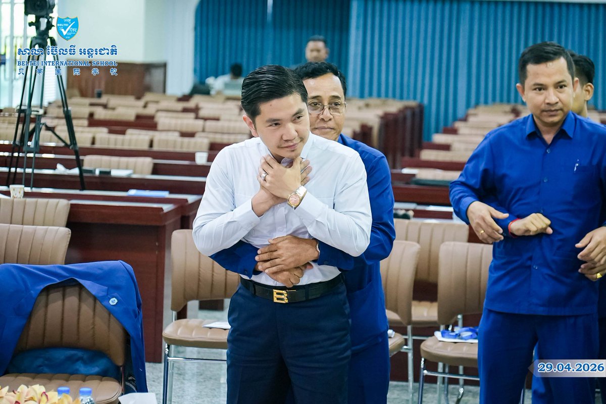 Cambodian_RC's tweet image. #CRC Secretary General presided over a ceremony awarding first aid trainer certificates to 59 BELTEI staff. The initiative promotes life-saving skills of one trained person/family, with plans to expand youth &amp;amp; volunteer first aid networks. (30.05.2026)
facebook.com/share/p/1EKcde…