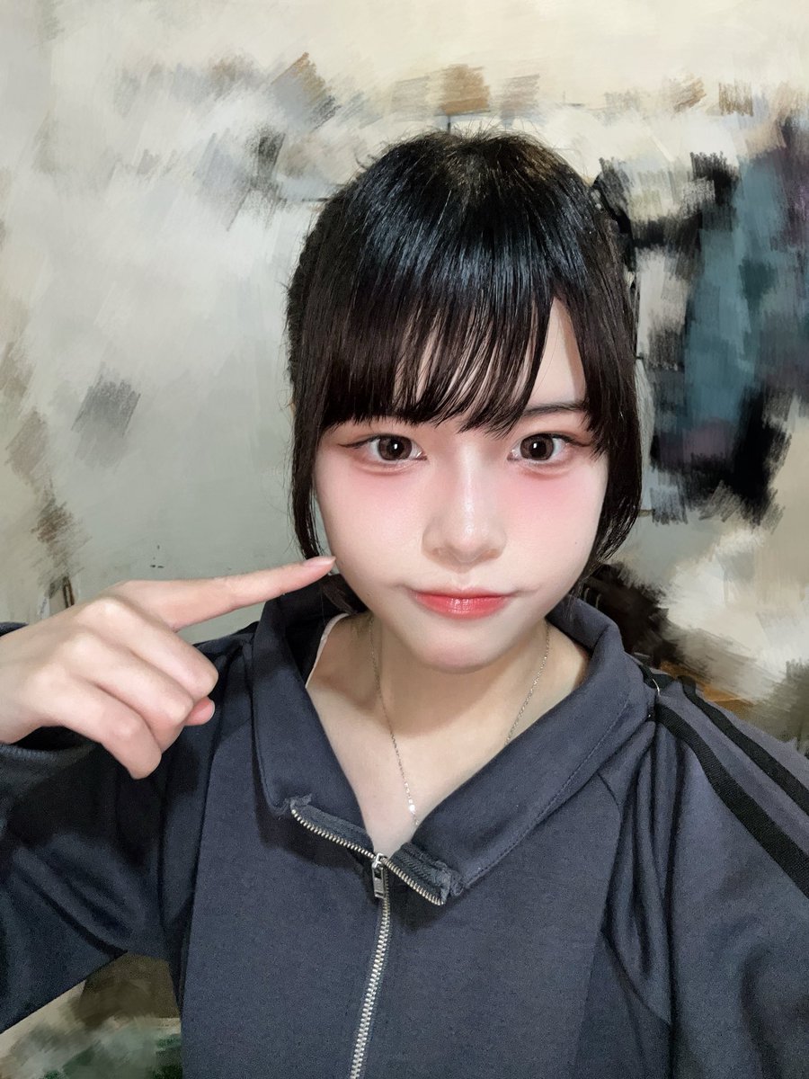 波月れおん【LiVREAL】 tweet media