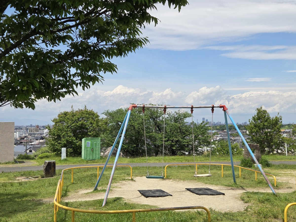 odakeis2's tweet photo. 所用で近くまで行ったので、
滝の水公園へよってみました。
気温は丁度いいのですが、風が強いです。
K.ODA様、クロコくんホール
(日本ガイシホール)へまたお越しください。 https://t.co/nrJ2NJ8d3n