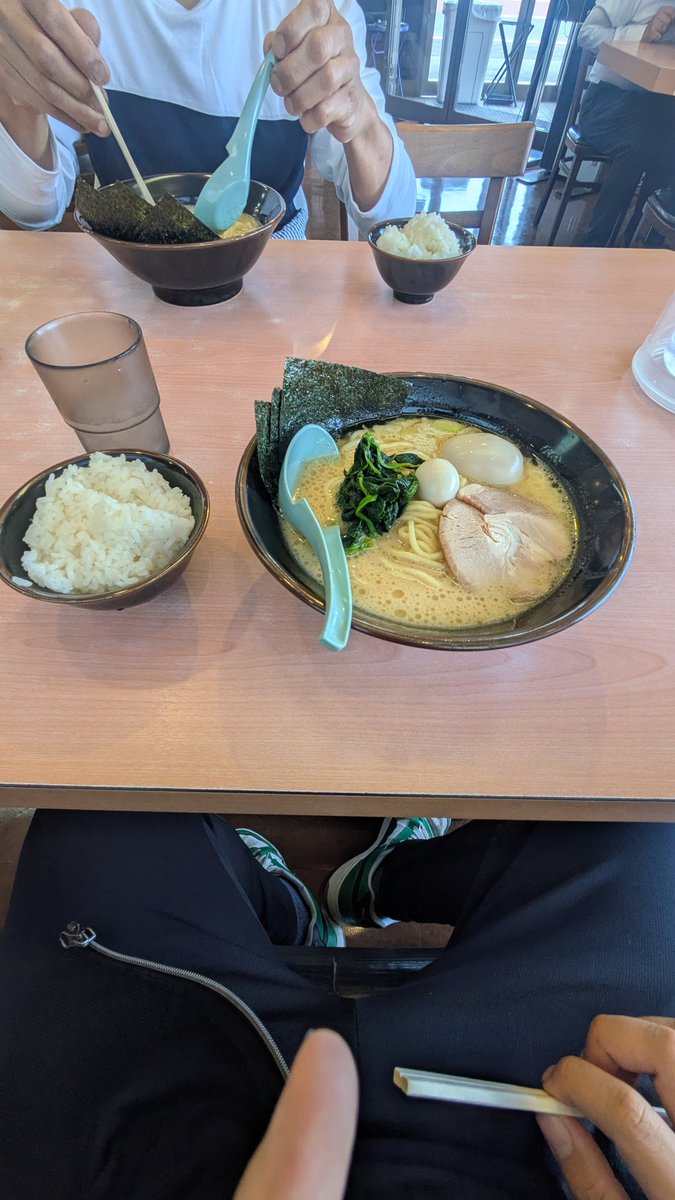 きめらねこ tweet media