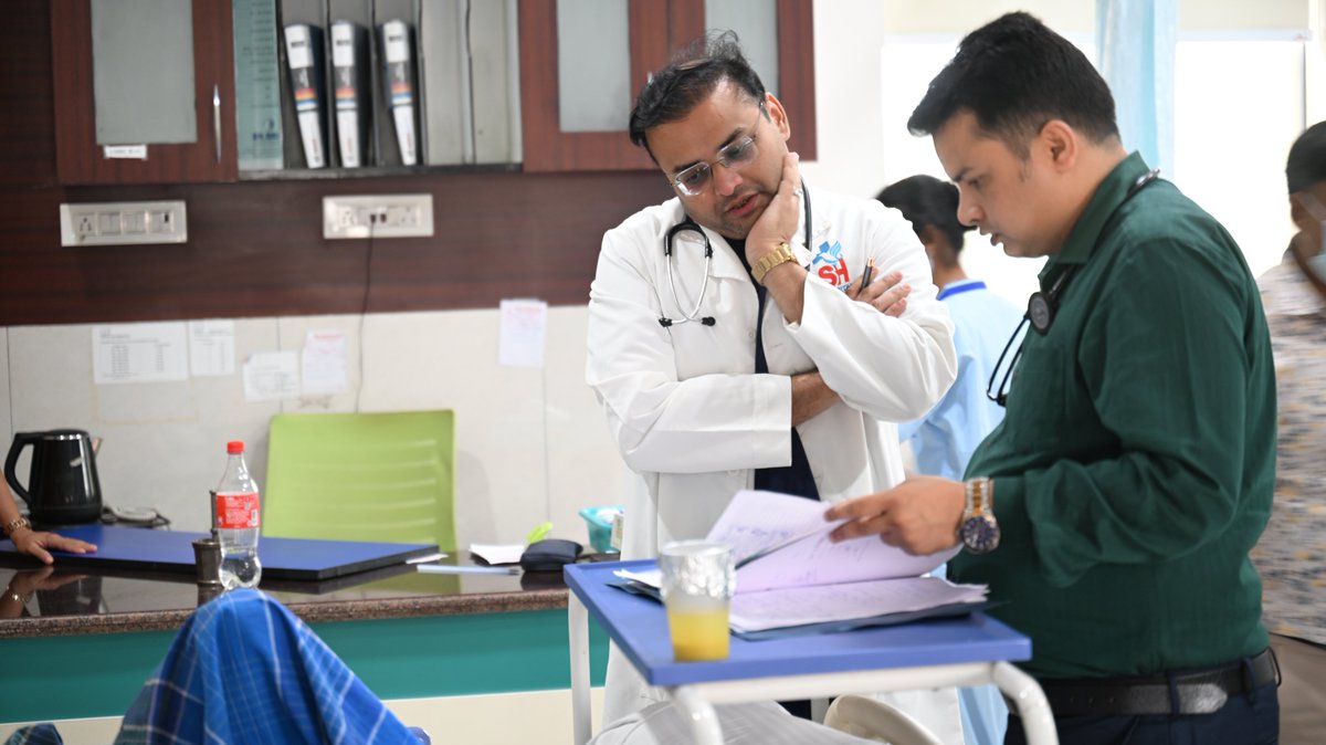 HospitalSh's tweet photo. अब #डालटनगंज #वासियों के लिए #एस.#एच. #हॉस्पिटल लेकर आया है हर #महीने के पहले #रविवार #किडनी #विशेषज्ञ #डॉ. #धीरज कुमार, जो आपकी #सेहत का रखेंगे #विशेष #ख्याल।- #SH #HOSPITAL https://t.co/3Zl1A0EGfD