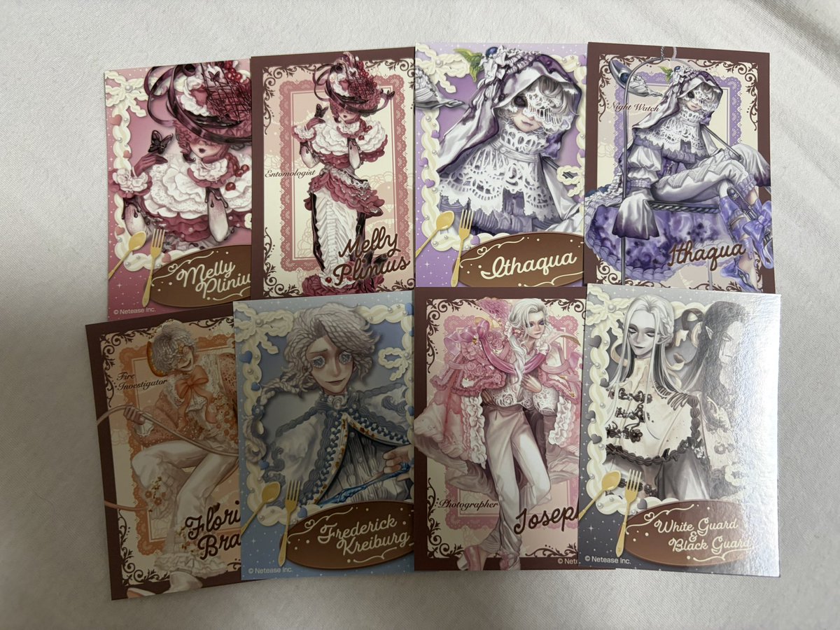 ryii___'s tweet photo. 第五人格のミニブロマイドコレクション
可愛いって思ってラインナップ見て
あ！美智子おるやんって４つ買ったら
美智子やと思ってたのが昆虫さんで
マリーちゃんもとからいなくて
今なんで買ったの状態😌😇
マジでざっと見るの良くない気をつける‼️
メリープリニウスさぁぁぁん https://t.co/vcCGXCZUzf