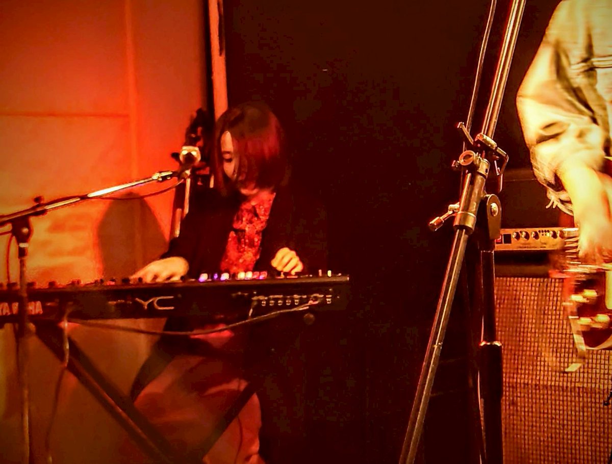 the_yesters's tweet photo. 5/2(土)secret underground
4人イエスターズでした！
Photo by @araitakahiro66

--セットリスト--
飛行船
アメリカン・ブリティッシュ・ジャパニーズ・ロックンロール
ロッキンハニー
チェックイン・ロマンス
風にふかれて
オーバードライブガール
太陽
パレード https://t.co/AJxTg6Jv1r