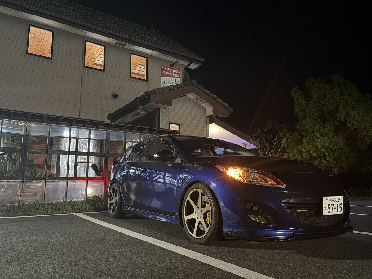 れ び ん tweet media