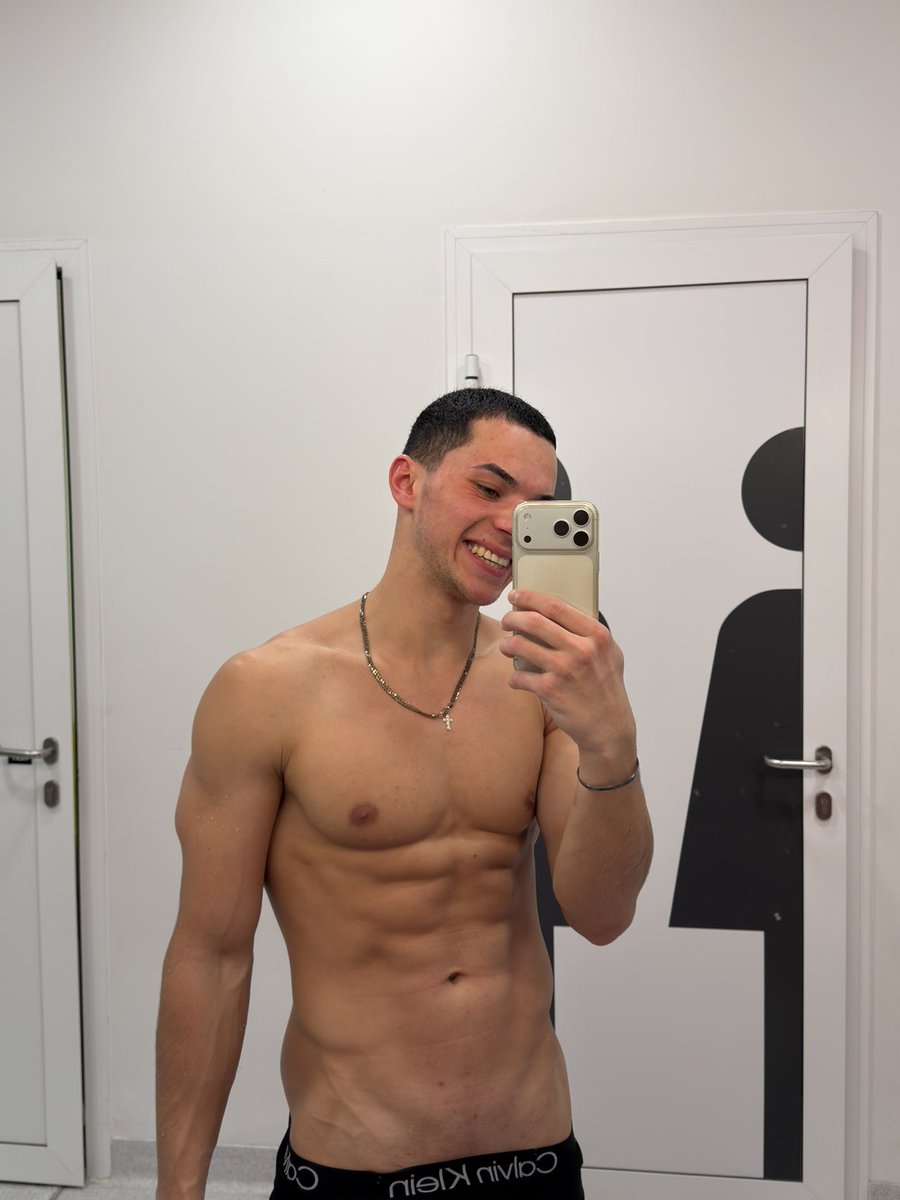 Alex kravchyna tweet media