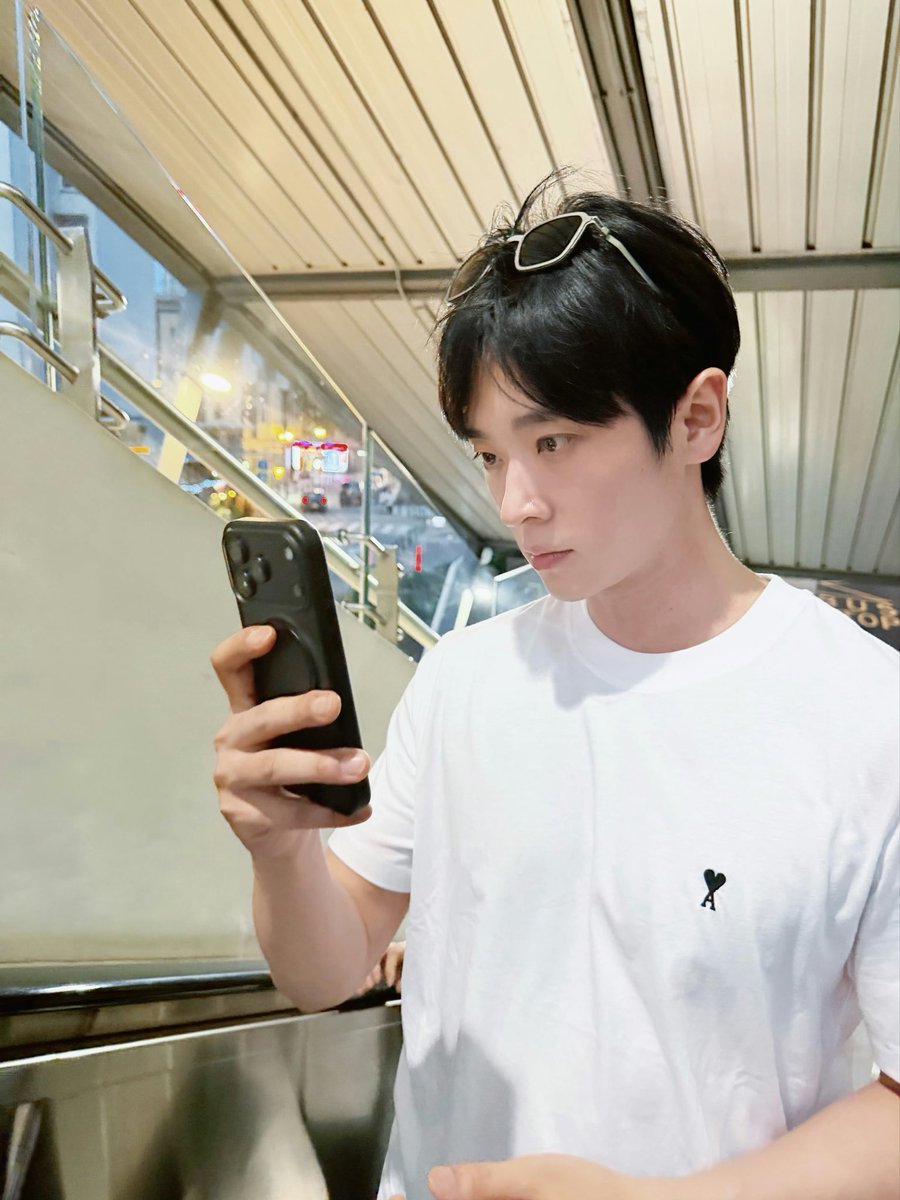 ﾟ࣪ ִֶָ ︎ ︎ ♥︎ ݁ •你是我的幸福 ݁⸝⸝⸝ 🐈‍⬛ ݁ • ｡ﾟ tweet media