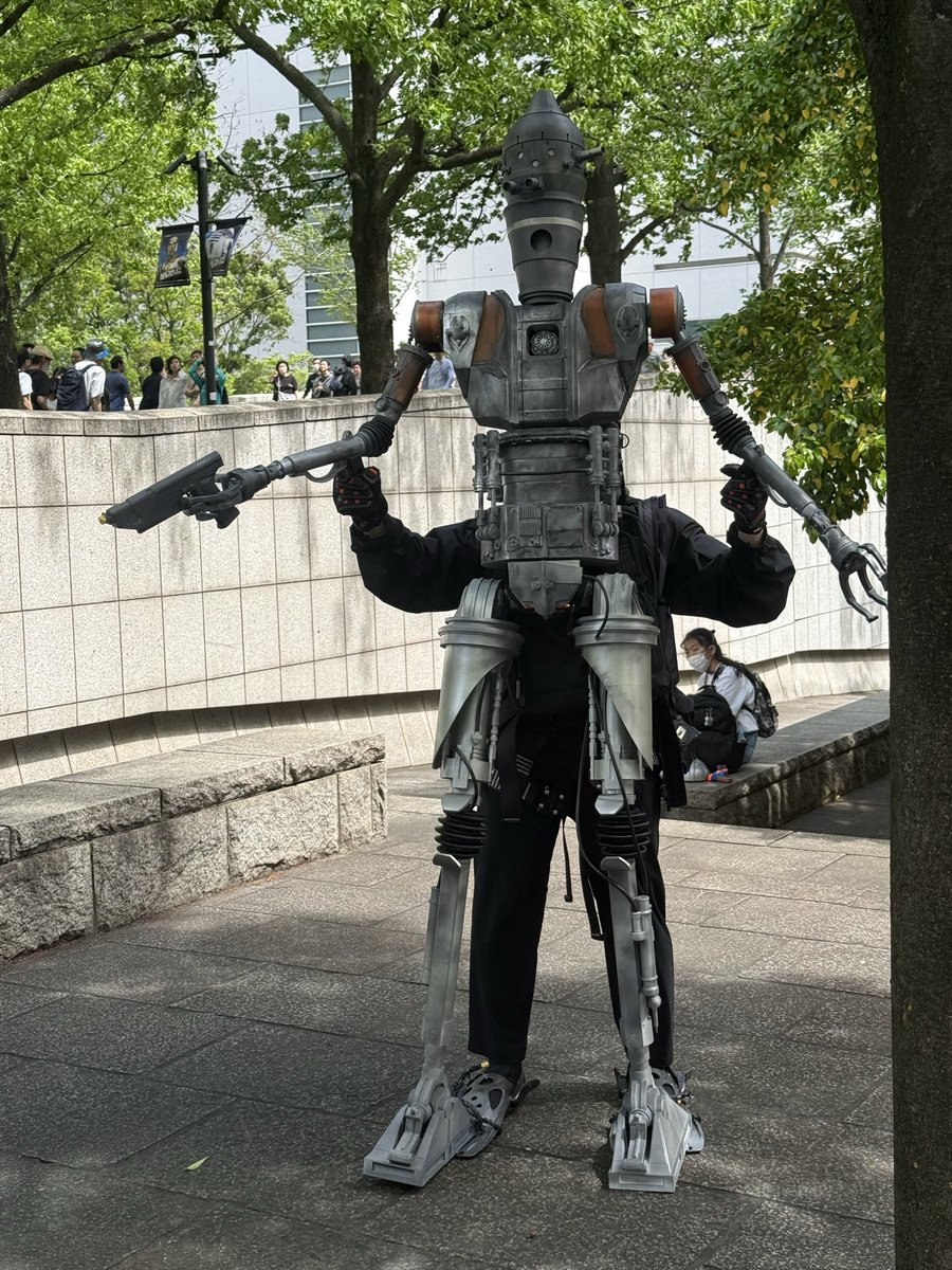 【サシミ】 tweet media