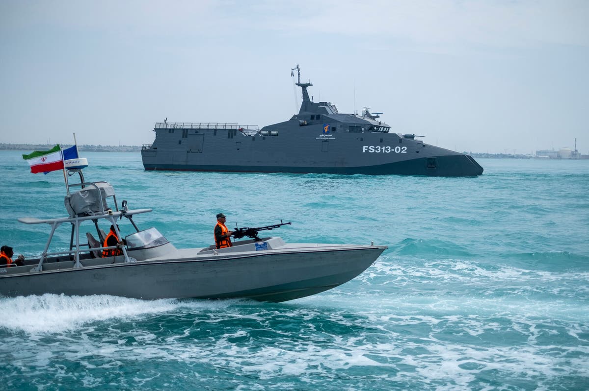Investingcom's tweet photo. ⚠️BREAKING:

*IRAN'S NAVY SAYS IT PREVENTED THE ENTRY OF U.S. WARSHIPS IN THE STRAIT OF HORMUZ AREA

🇮🇷🇺🇸 https://t.co/AZt0bXeOH5