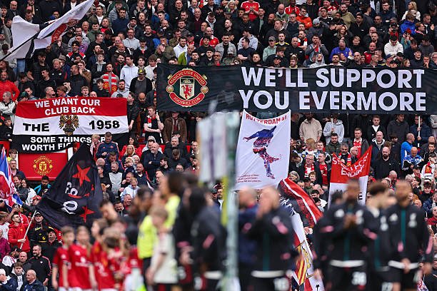 IMMORTAL MAGNIFICO 

WE’LL SUPPORT YOU EVERMORE