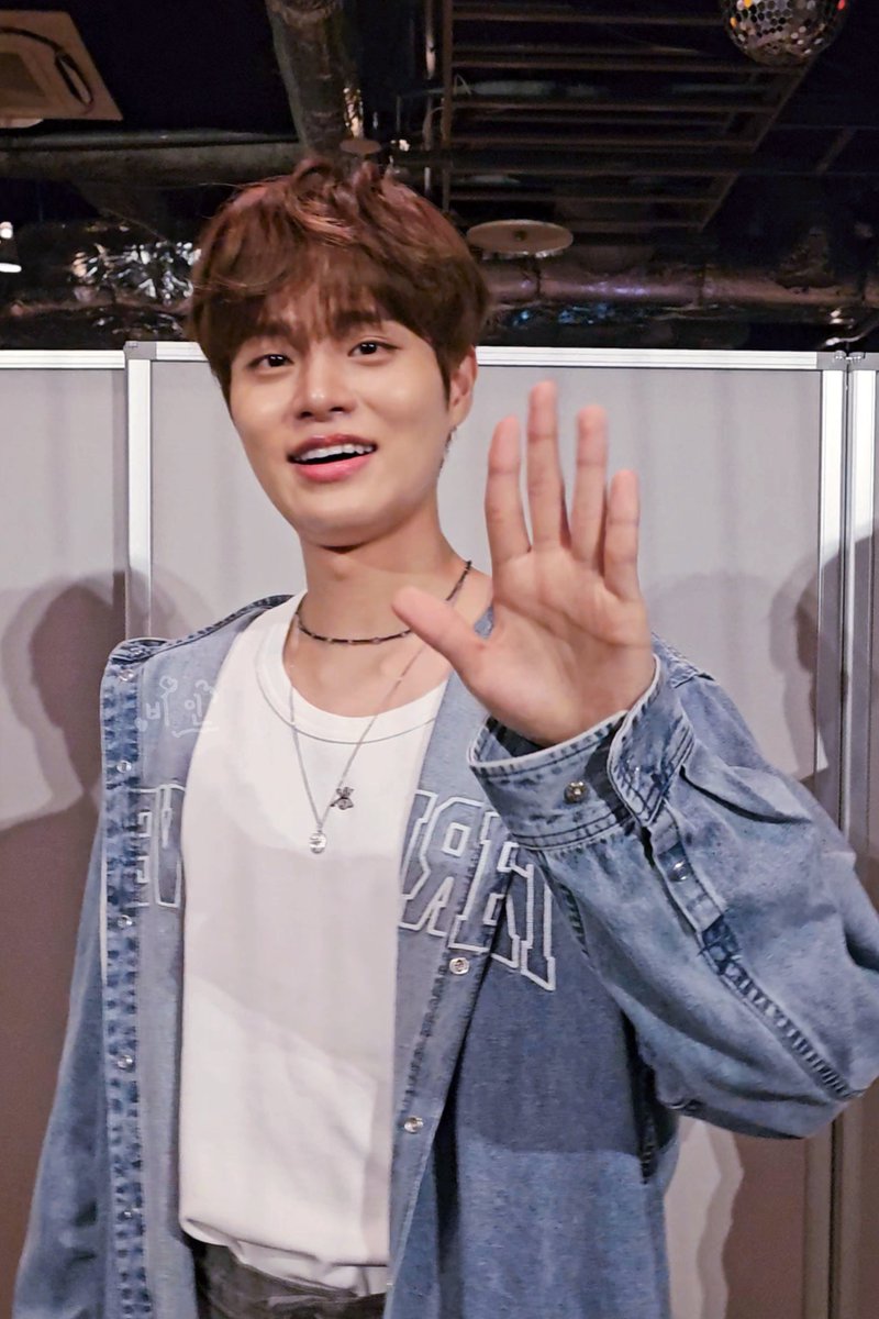 비인🫛 tweet media