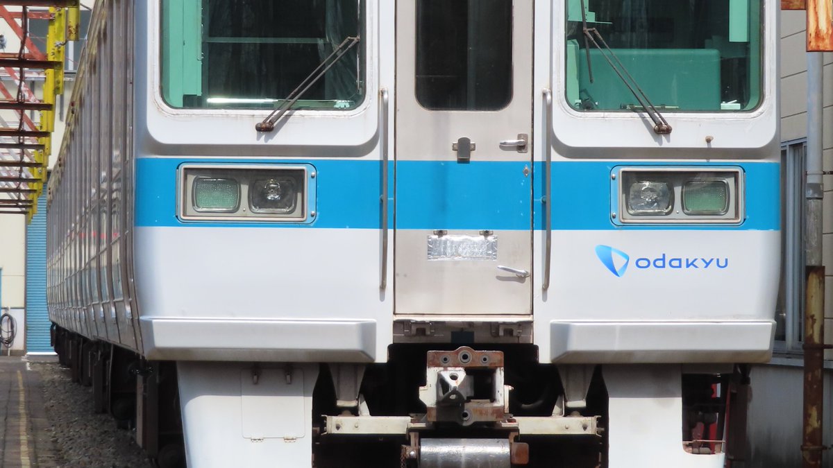 デハ5214 tweet media