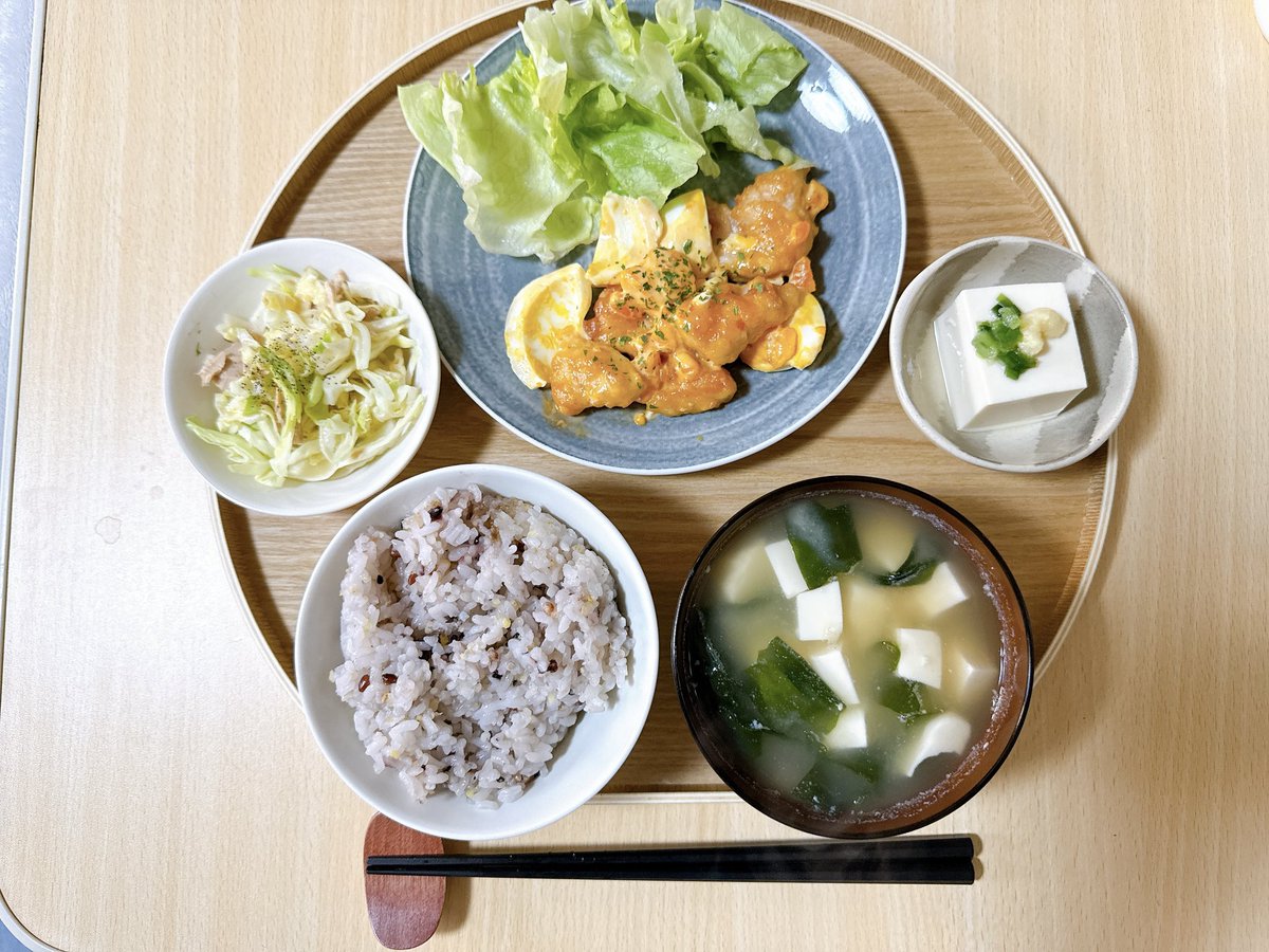 xrexhq's tweet photo. 25歳フリーターの晩ご飯
#自炊 #料理 #フリーター #1週間献立 https://t.co/6D31KsaGtq