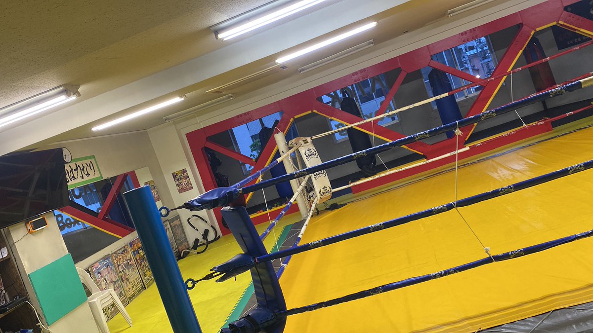 kishuubanbanzai's tweet image. 【武勇会本部合宿15日目】
分かったような。分からないような。
やはり考え過ぎると良くない。
答えはいつもシンプル
"やる" 
#kickboxing #training #松山市