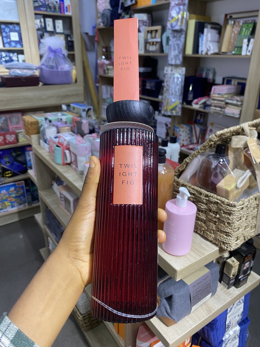 Dunnistores1's tweet image. Shop gift items for all occasions at our store 🎁

To order, Kindly send us a DM or visit our physical store at shop HIG173 Fati Abubakar block wuye ultra modern market.

Call or WhatsApp 08086968672 or 09055117710

#AbujaTwitterCommunity
#giftshop