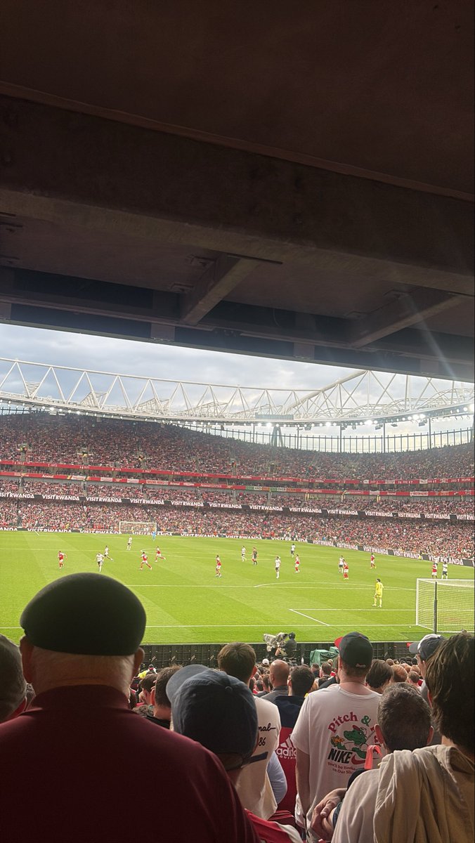 1886JC's tweet photo. That half time party was immense https://t.co/Z1YrujZajz