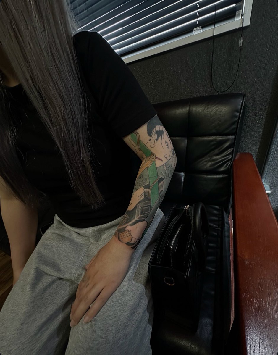 2FACE TATTOO STUDIO tweet media