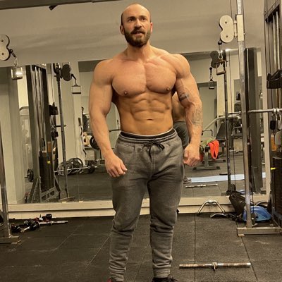korhanballi's tweet photo. #YeniProfilResmi https://t.co/CyGNSSNoH2