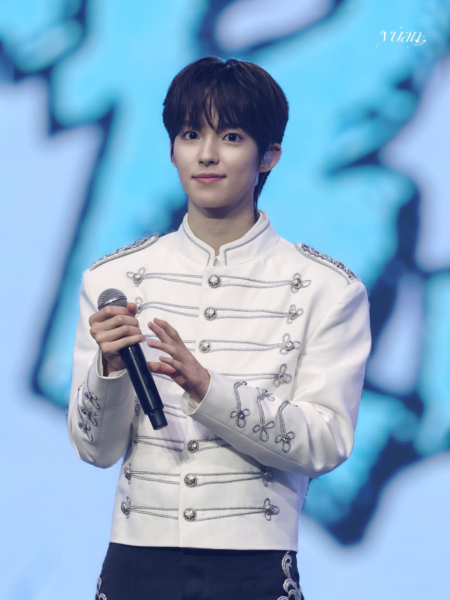 YUAN원_. tweet media