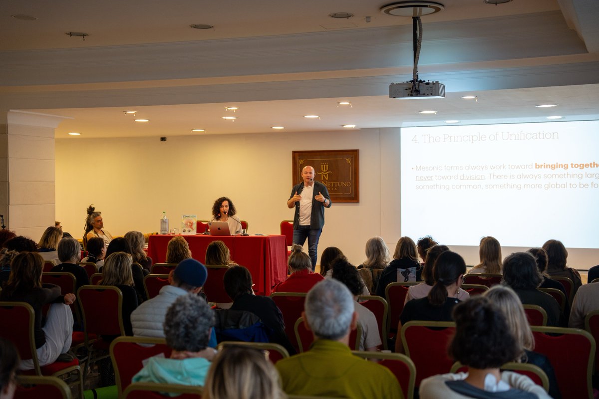 Danilidis_D's tweet photo. Ahiṃsā Beyond Moral Idealism - lecture delivered at the Yoga Conference of YFM in Catania, Sicily. 

My sincere thanks to president, Wanda Vanni, for the invitation - and for creating a space where yoga can still be discussed as something deeper than comforting clichés.

#yoga https://t.co/yqVzwD4Dw8
