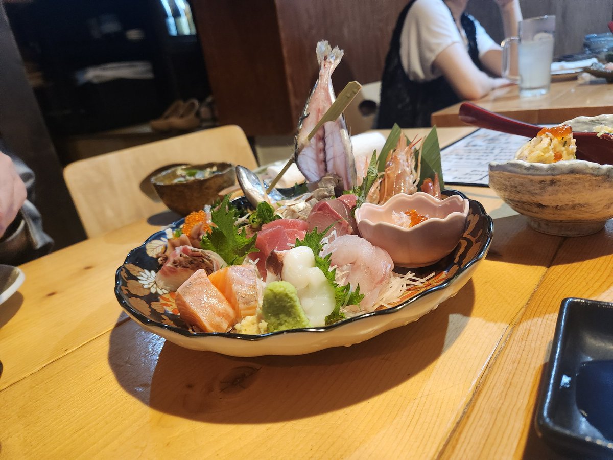 zinroumax's tweet photo. らんのみ https://t.co/5YckRe3TuM
