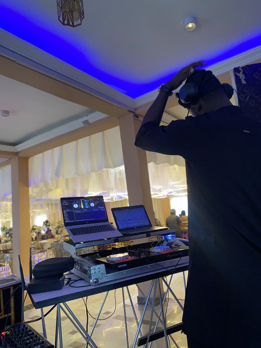DjayMartini's tweet photo. @CHIZZY_BB I’m a DJ — I create the vibe and keep the energy alive at events. https://t.co/4zcykMmrFP