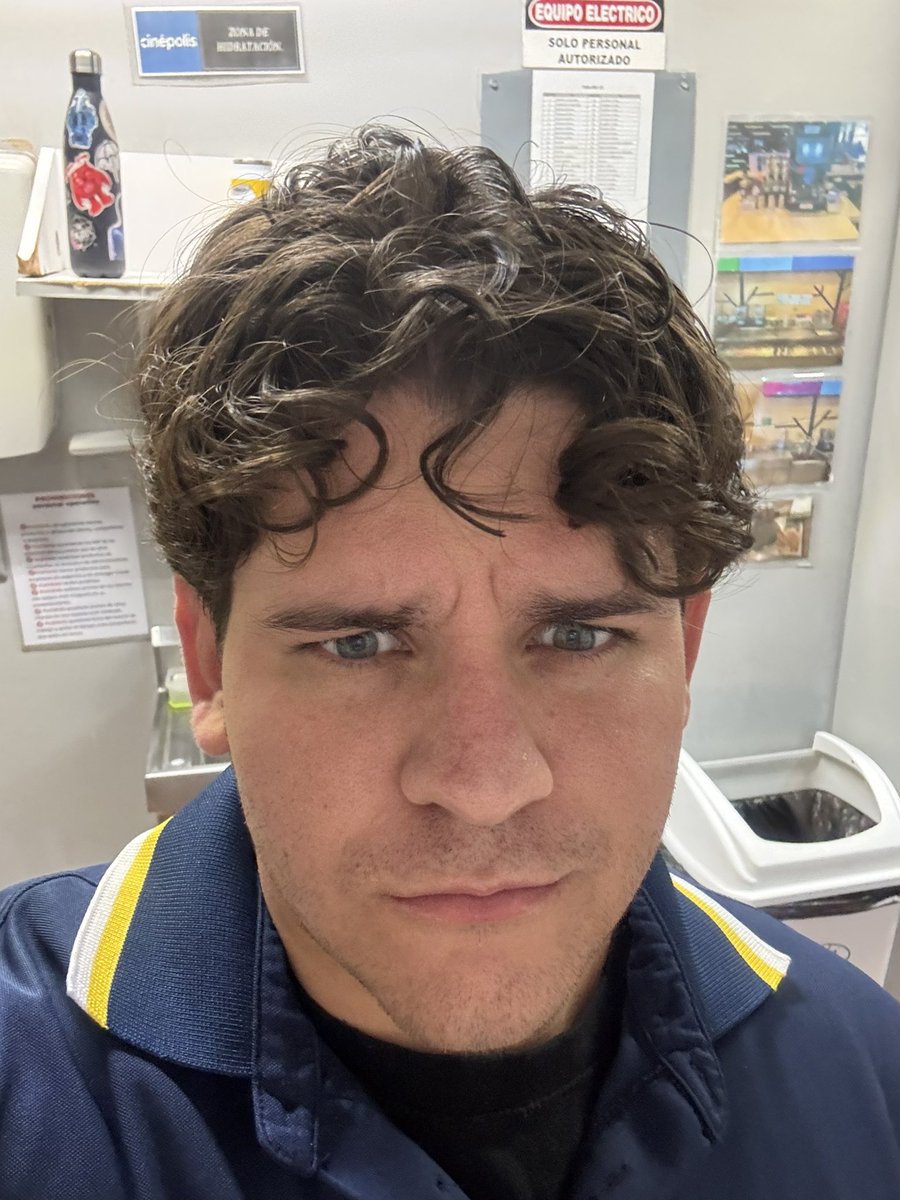 Maxmiliano-chan tweet media