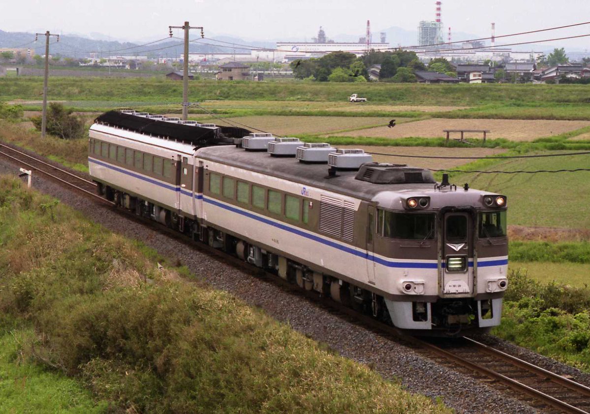 ツクネ tweet media