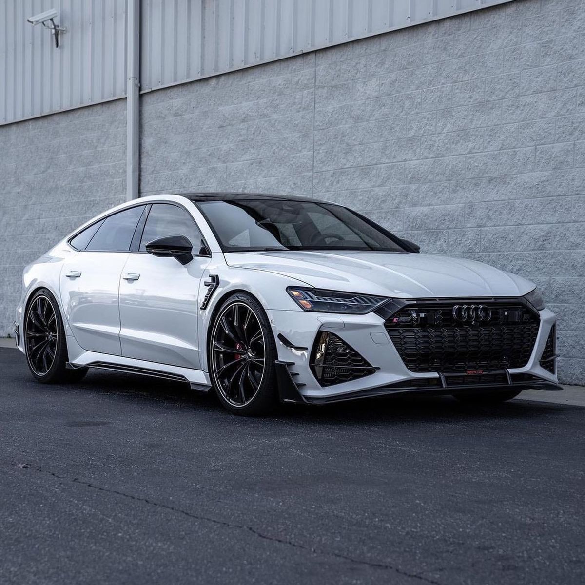 We love cars ❤️ tweet media