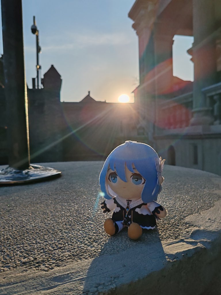 春の夕陽に染まる、百年を越えたCIELちゃん
#しえるれたー