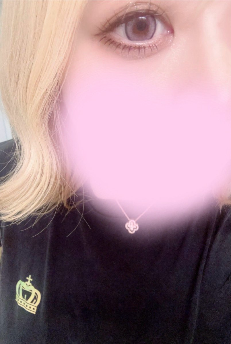 pochapex__'s tweet photo. GWやのに仕事しててえらい🫶
最近オーバーウォッチまた頑張って
しててえらい🫶🫶
おすすめのカラコンあれば教えてください🫶🫶🫶
高発色がいいです🫶 https://t.co/py7IStN2Bw