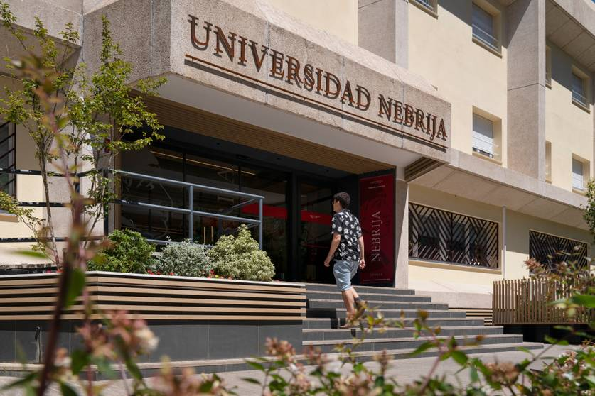 Universidad Nebrija tweet media