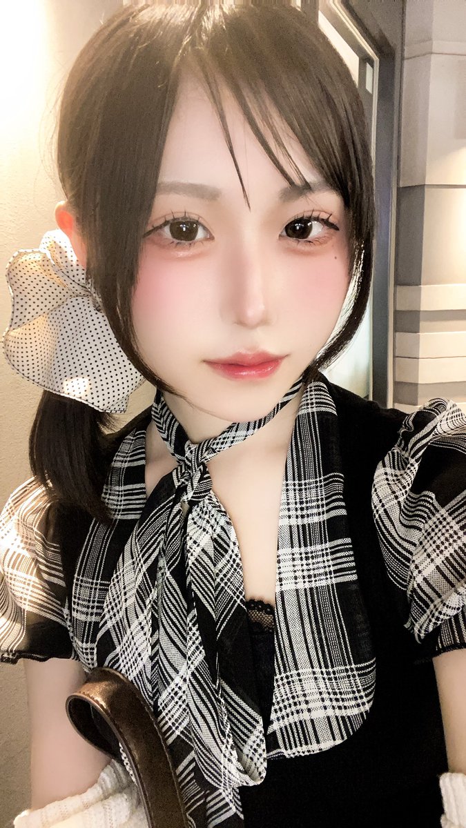 wmi5x's tweet photo. お姉さんな私もどうですか https://t.co/UhHNyxeU1j