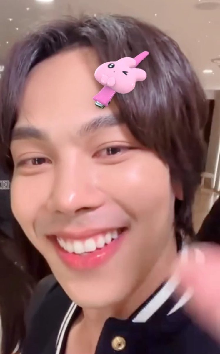 พิ้งบ๋อย ft.น้องสาม tweet media