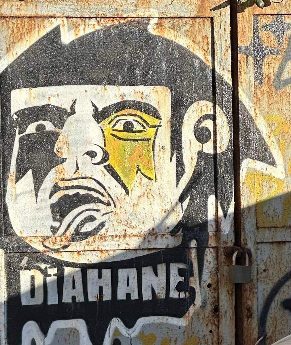 StickeringCom's tweet photo. 📍 Firenze, Italy

"Diahane."

Found on the streets. Archived forever.

🔗 https://t.co/jB6VnH8eqi

#StreetArt #StickerArt #UrbanArt https://t.co/jE3wFpXVXA